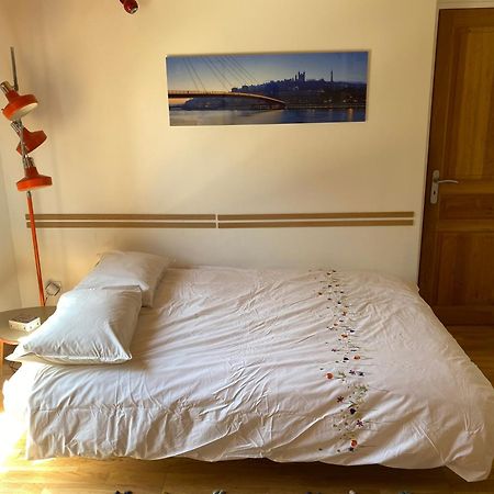 Bed and Breakfast Les Cabanons Дардилли Экстерьер фото